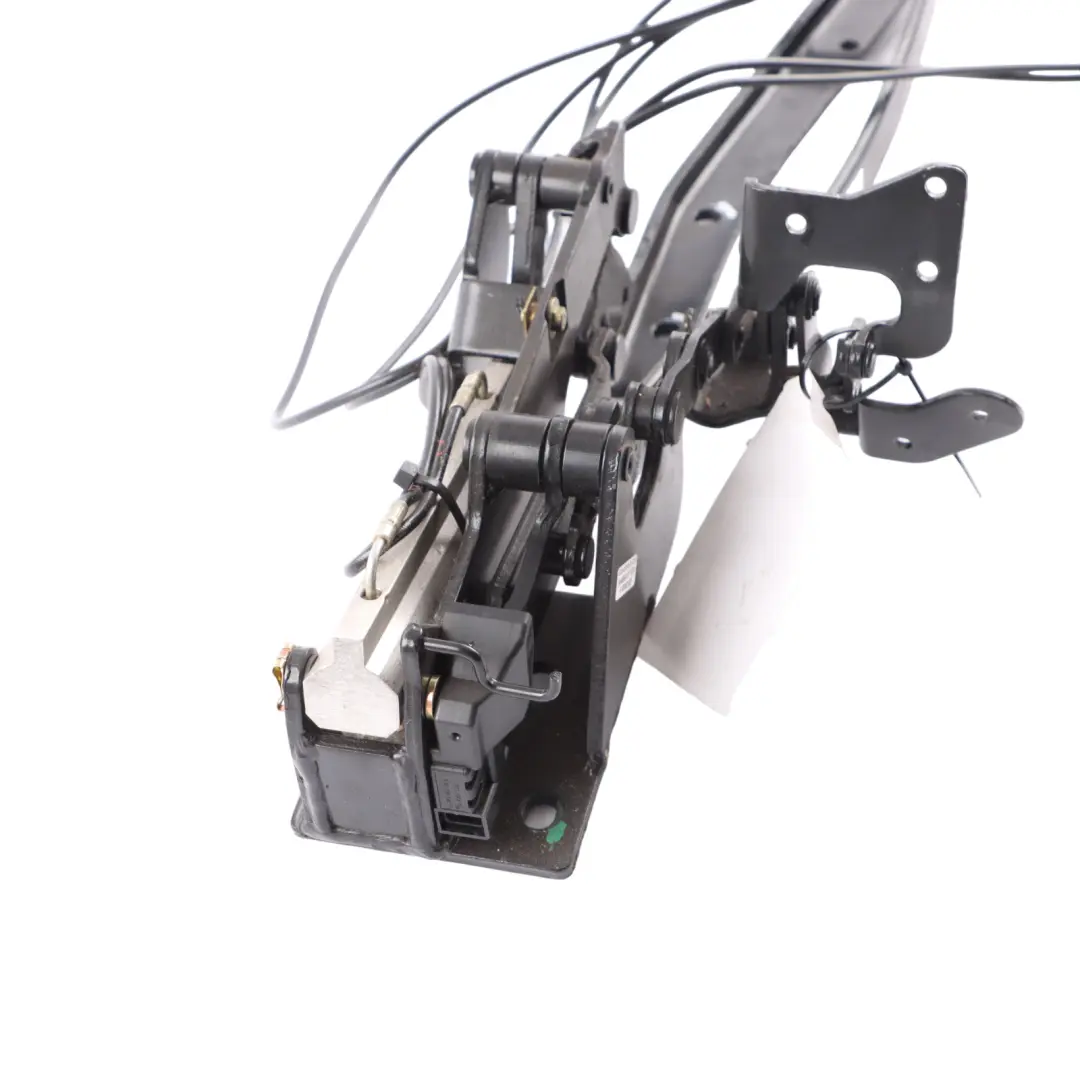 Folding Top Front Left N/S Vario Roof Mechanism Arm Hinge Lock to Mercedes R170 with Part number A1707900401 Mercedes R170 Folding Top Front Left N/S Vario Roof Mechanism Arm Hinge Lock - SKU A1707900401 - Part number A1707900401