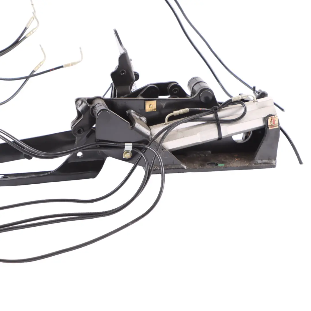 Folding Top Front Left N/S Vario Roof Mechanism Arm Hinge Lock to Mercedes R170 with Part number A1707900401 Mercedes R170 Folding Top Front Left N/S Vario Roof Mechanism Arm Hinge Lock - SKU A1707900401 - Part number A1707900401