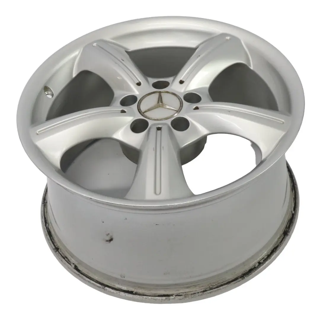 Silberne Leichtmetallfelge 17" 8,5J ET:30 5 Speichen für Mercedes R171 mit Teilenummer A1714011902 Mercedes R171 Silberne Leichtmetallfelge 17" 8,5J ET:30 5 Speichen - SKU A1714011902-1 - Teilenummer A1714011902