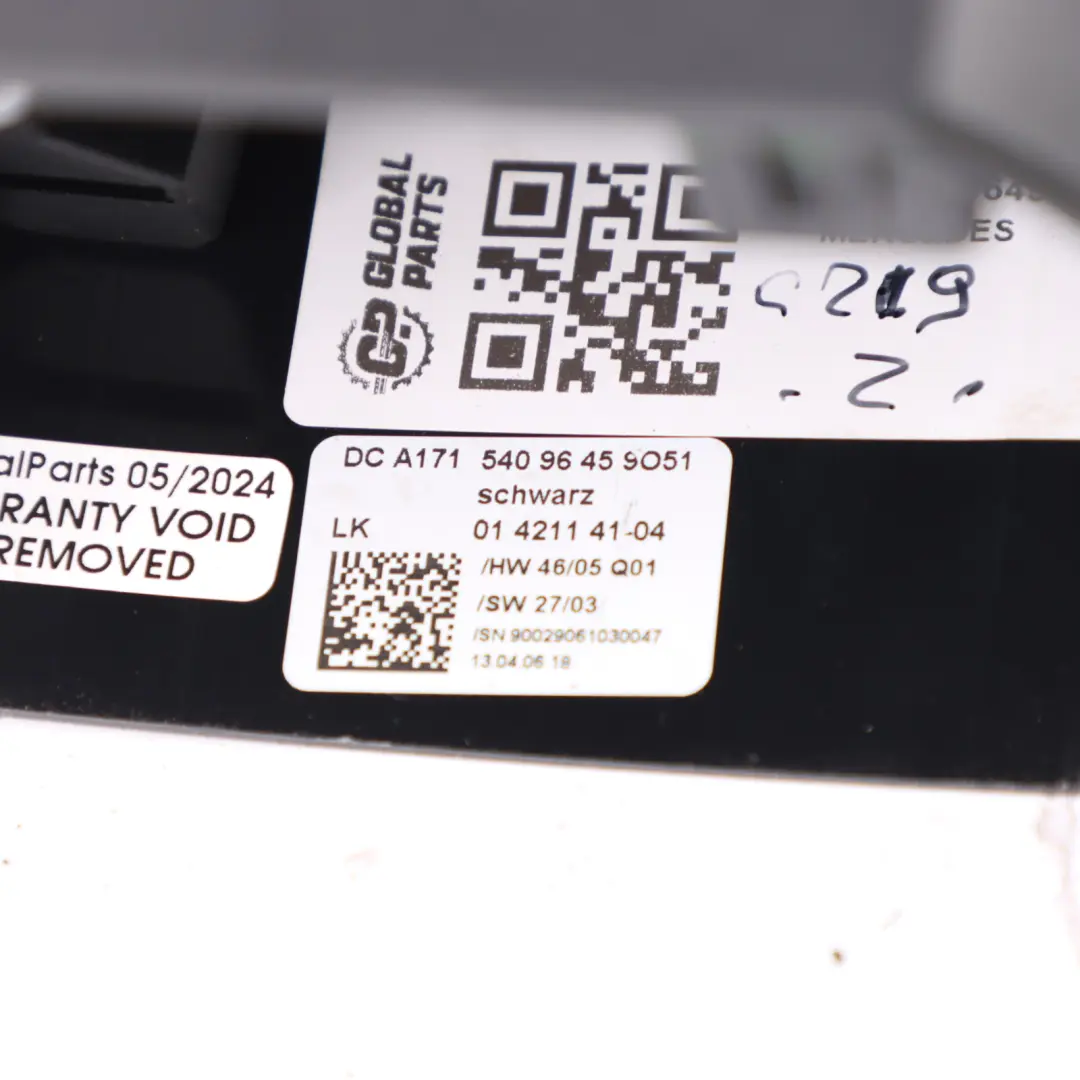 Przełącznik Zespolony Taśma Zwijak do Mercedes C219 o numerze A1715409645 Mercedes C219 Przełącznik Zespolony Taśma Zwijak - SKU A1715409645 - Numer Części A1715409645