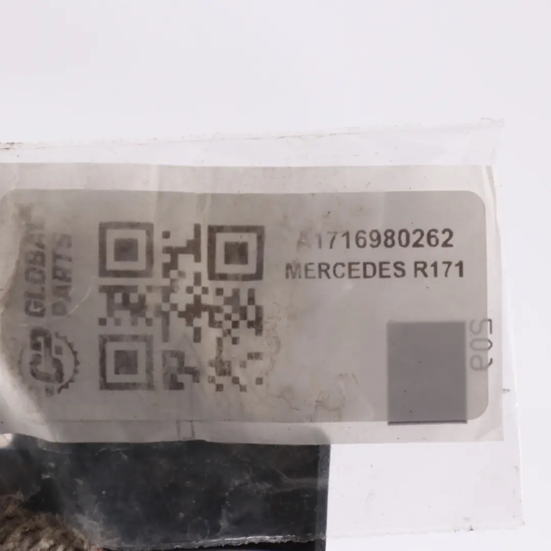 Panneau de seuil latéral avant droit pour Mercedes SLK R171 à propos du numéro de pièce A1716980262 Mercedes SLK R171 Panneau de seuil latéral avant droit - SKU A1716980262 - Numéro de pièce A1716980262