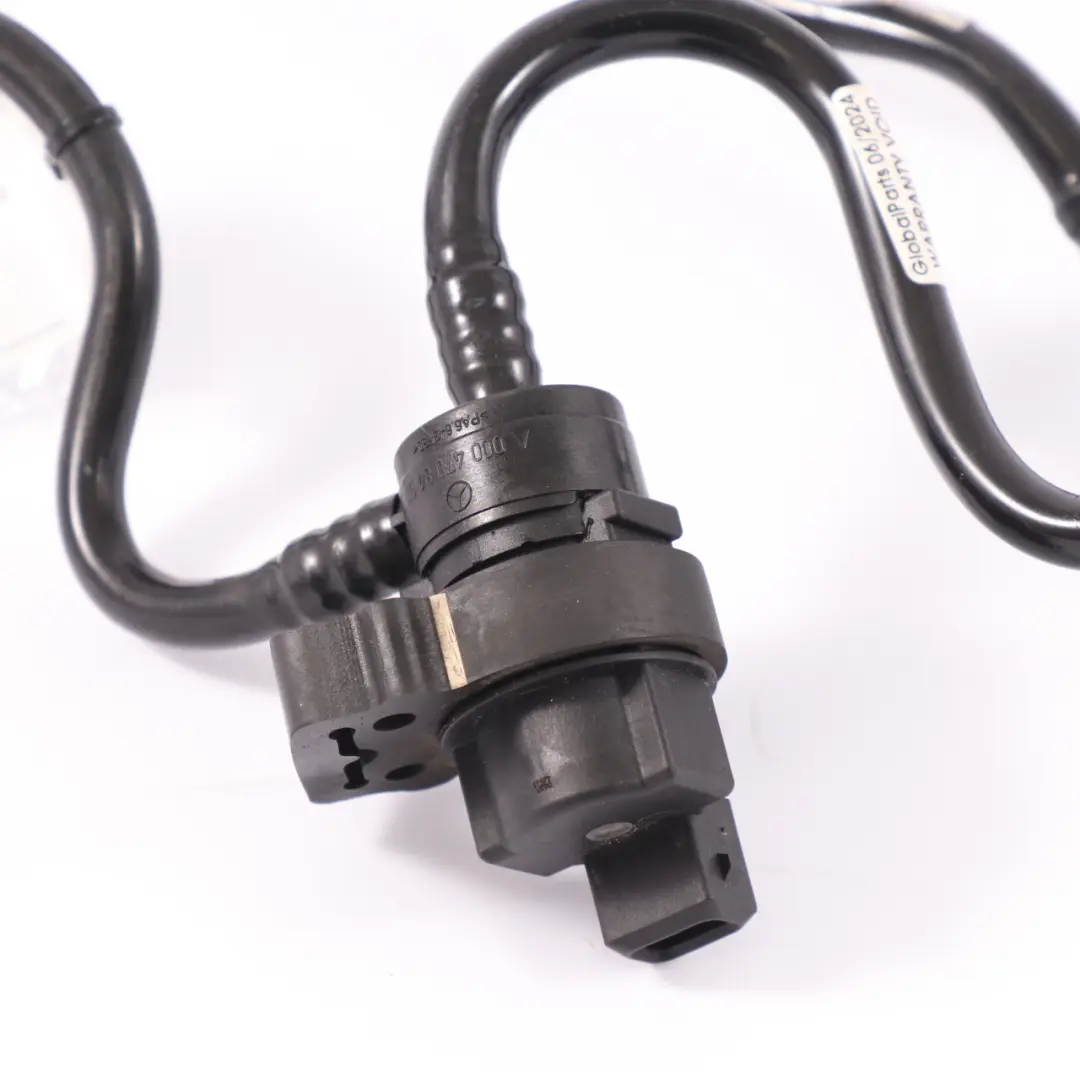 Valve carburant Mercedes SLK R172 M271 Purgeur d'air carburant pour à propos du numéro de pièce A1724700293 Valve carburant Mercedes SLK R172 M271 Purgeur d'air carburant - SKU A1724700293 - Numéro de pièce A1724700293