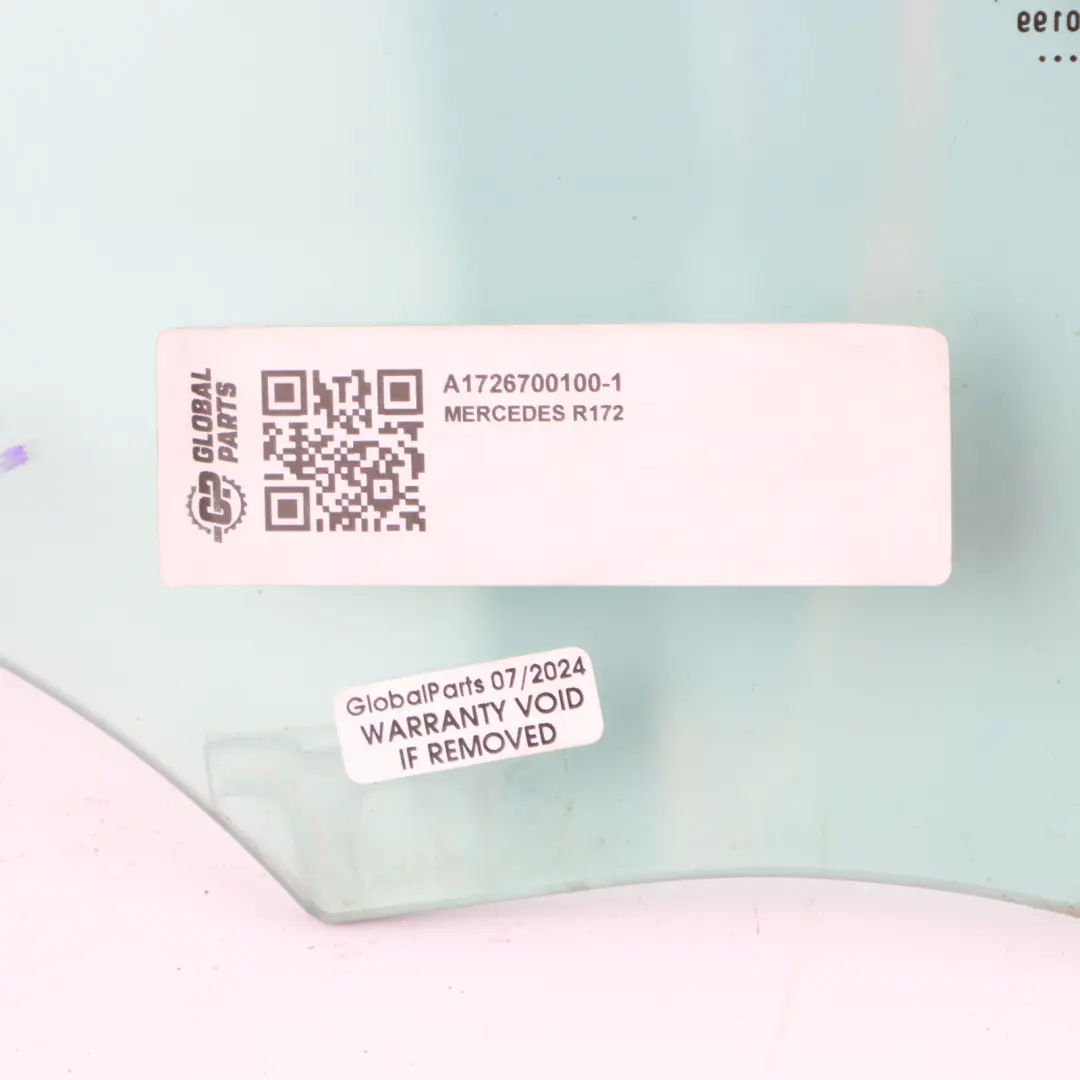 Szyba Boczna Lewy Tył Stała Trójkąt AS2 A1726700200 do Mercedes R172 o numerze A1726700100 Mercedes R172 Szyba Boczna Lewy Tył Stała Trójkąt AS2 A1726700200 - SKU A1726700100-1 - Numer Części A1726700100