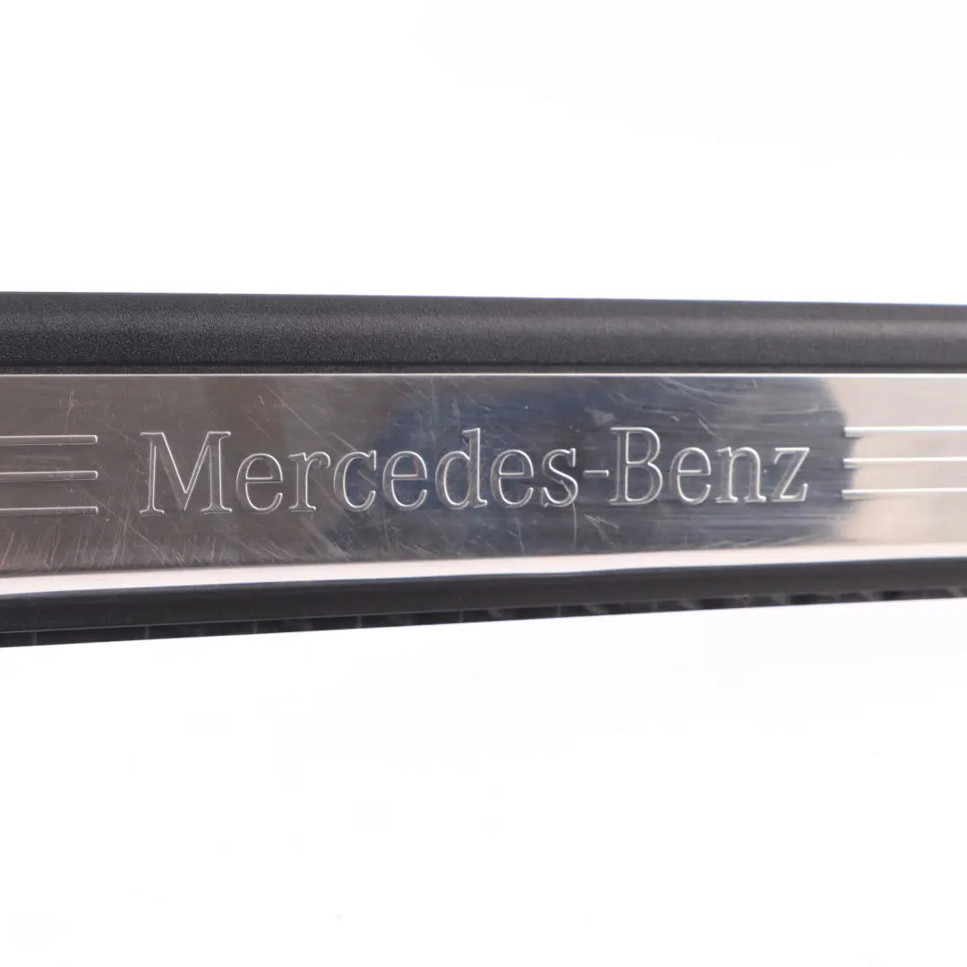 soglia sinistra rivestimento ingresso gradino per Mercedes SLK R172 con numero di parte A1726800535 Mercedes SLK R172 soglia sinistra rivestimento ingresso gradino - SKU A1726800535-1 - Numero di parte A1726800535