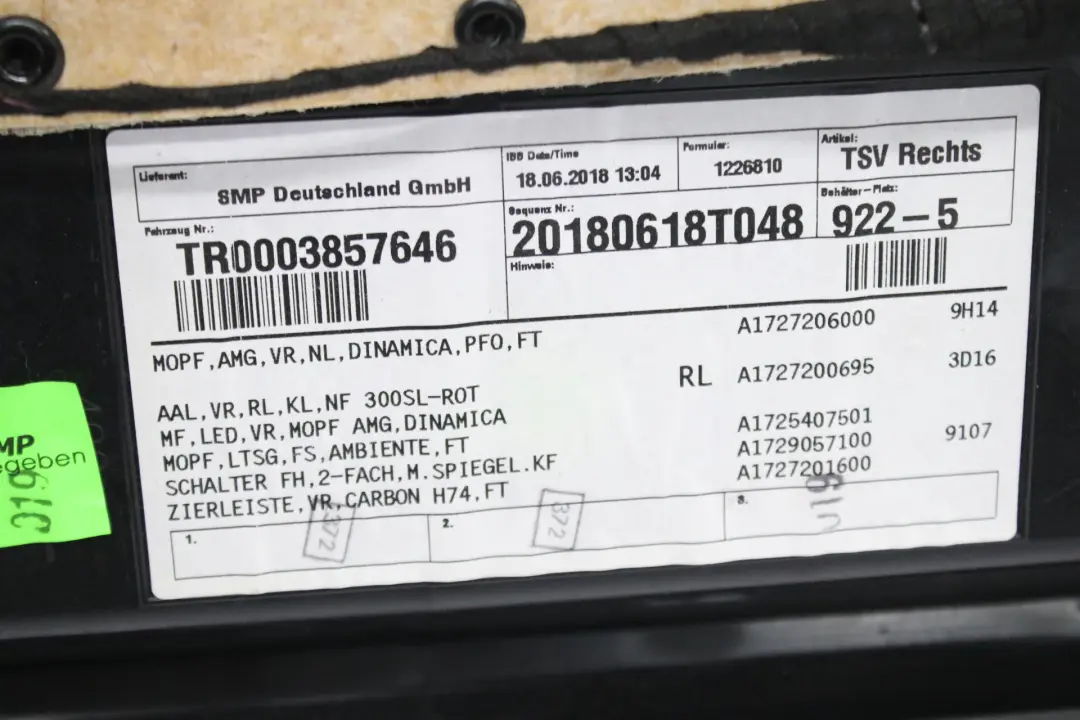 Door Card Panel Right O/S Black Leather to Mercedes R172 with Part number A1727206000 Mercedes R172 Door Card Panel Right O/S Black Leather - SKU A1727206000 - Part number A1727206000