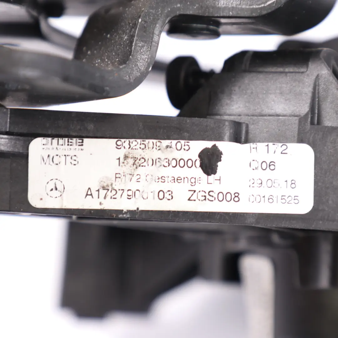Dachscharnier Motor Gestänge links für Mercedes SLK R172 Cabrio mit Teilenummer A1727900103 Mercedes SLK R172 Cabrio Dachscharnier Motor Gestänge links - SKU A1727900103 - Teilenummer A1727900103
