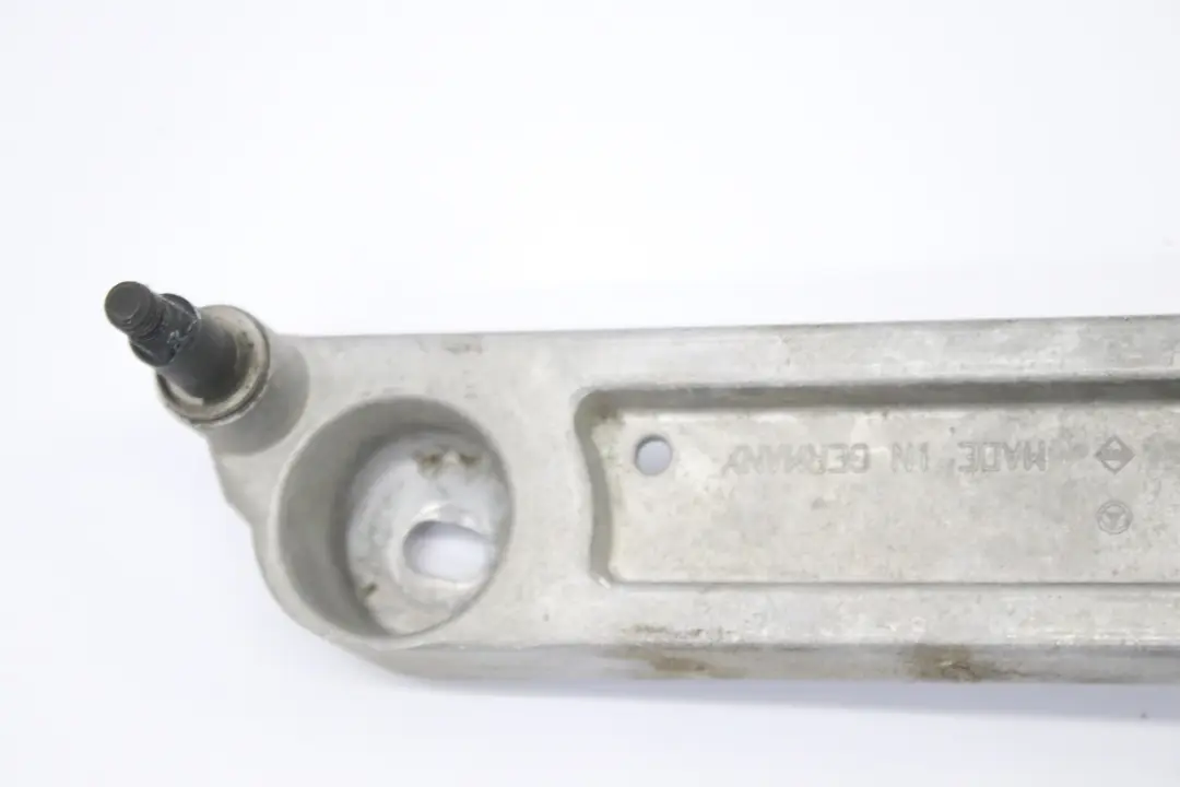 Parabreza anteriore Sistema colegamento tergicristallo per Mercedes R172 con numero di parte A1728200241 Mercedes R172 Parabreza anteriore Sistema colegamento tergicristallo - SKU A1728200241 - Numero di parte A1728200241