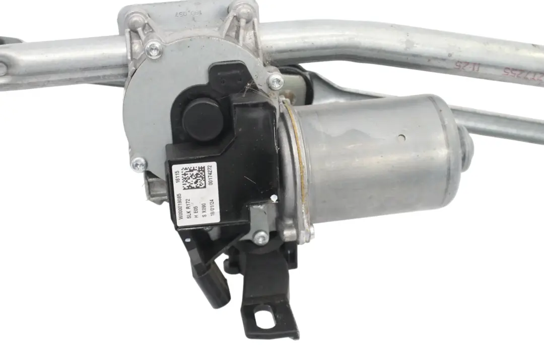 Sistema de conexión del limpiaparabrisas delantero Mercedes R172 para con número de pieza A1728200241 Sistema de conexión del limpiaparabrisas delantero Mercedes R172 - SKU A1728200241 - Número de pieza A1728200241