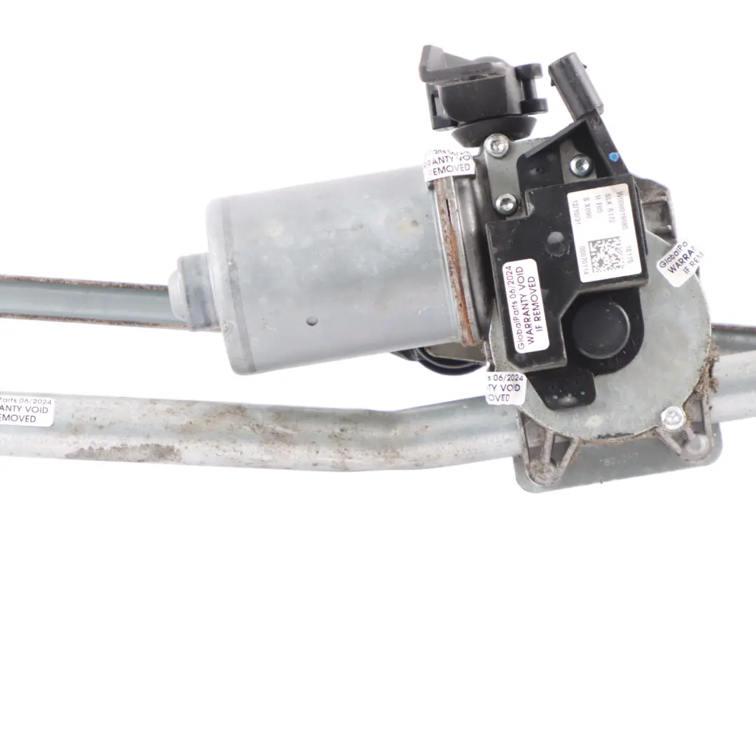 Front Windshield Windscreen Wiper Linkage System A1728201040 to Mercedes SLK R172 with Part number A1728200241 Mercedes SLK R172 Front Windshield Windscreen Wiper Linkage System A1728201040 - SKU rhd-A1728200241 - Part number A1728200241