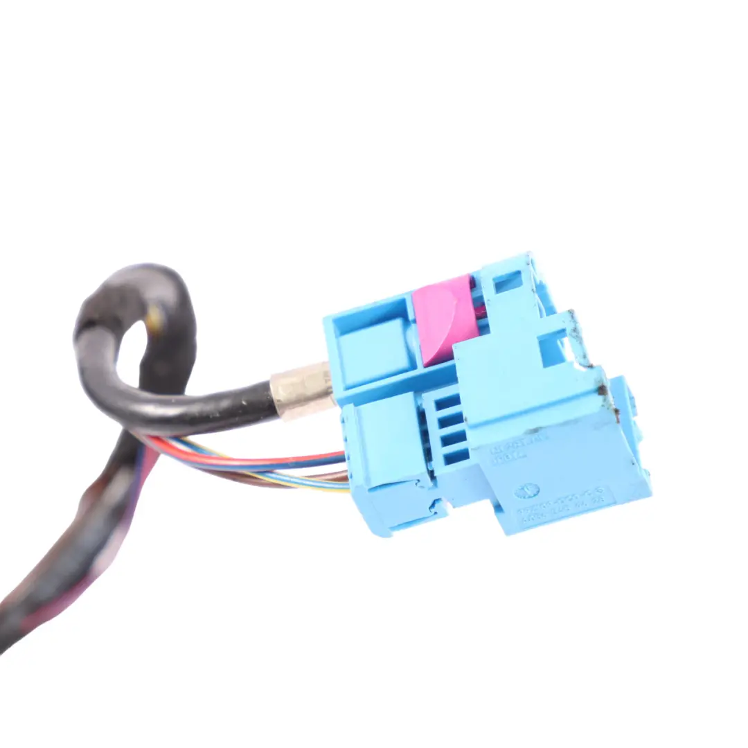 Mercedes CLA C117 USB Port Socket Plug Control Panel Connector - SKU A1728202000-1 - Part number A1728202000