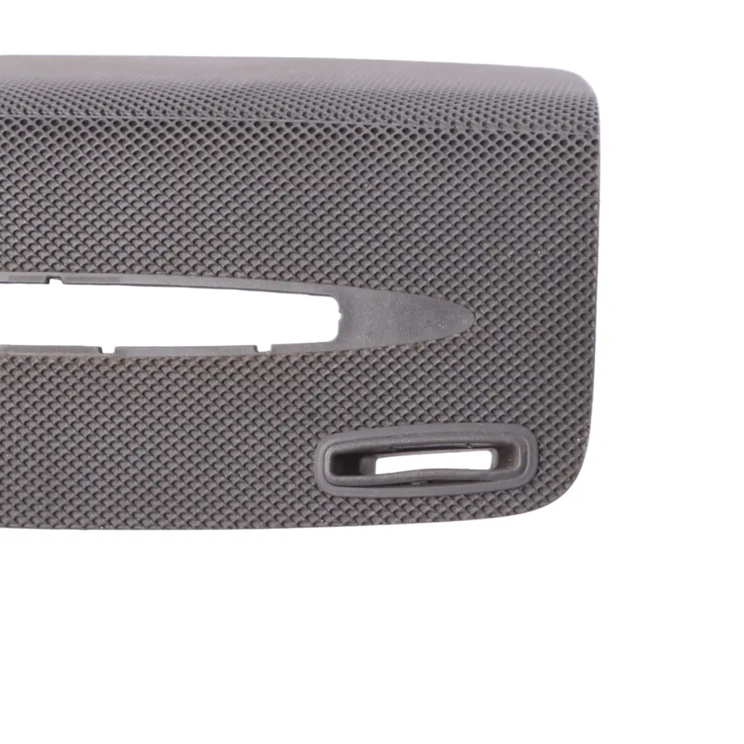 Tapa Rejilla Altavoz Central Trasera Negro para Mercedes SLK R172 con número de pieza A1728270140 Mercedes SLK R172 Tapa Rejilla Altavoz Central Trasera Negro - SKU A1728270140-2 - Número de pieza A1728270140