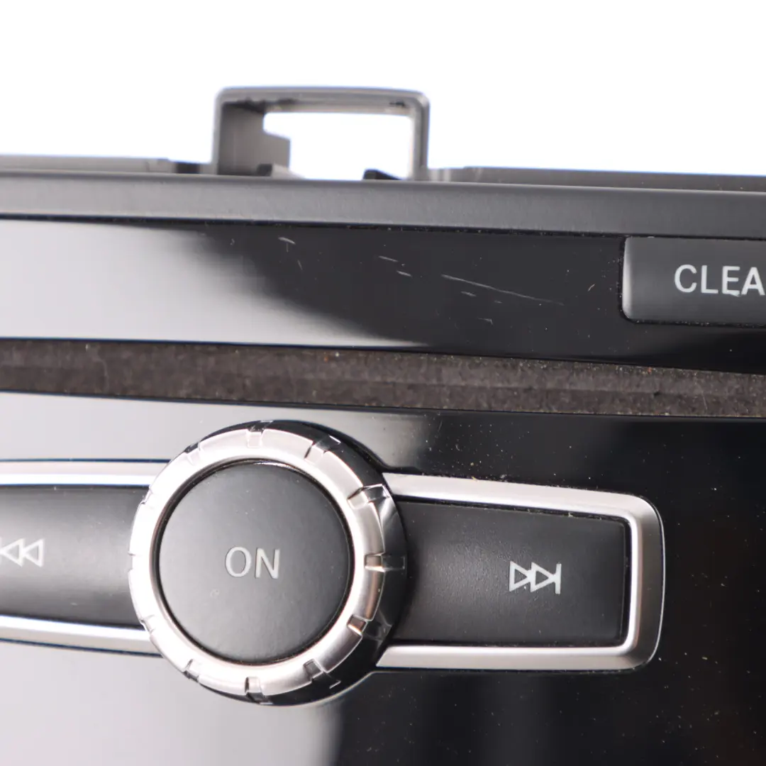 Head Unit Radio CD Player Audio to Mercedes R172 with Part number A1729005507 Mercedes R172 Head Unit Radio CD Player Audio - SKU A1729005507 - Part number A1729005507