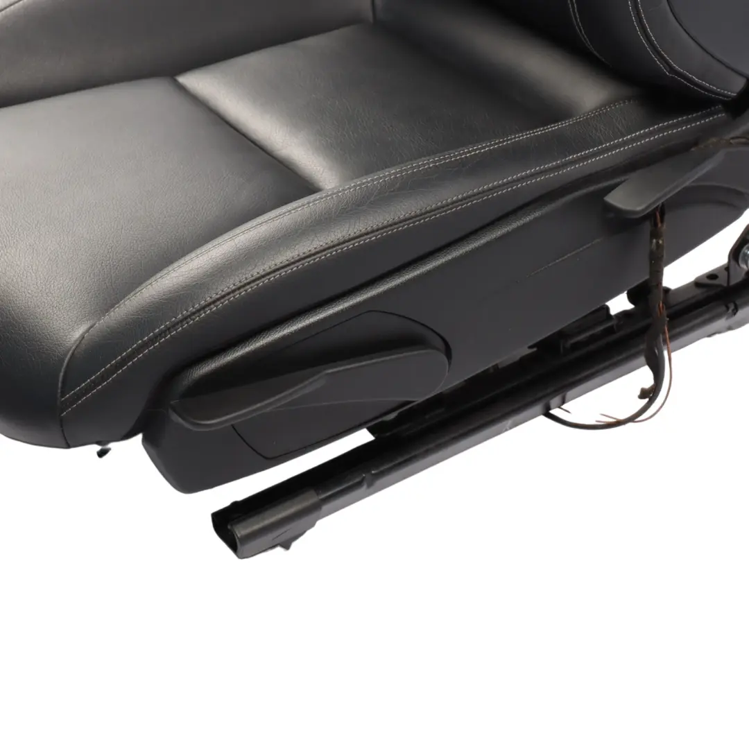 Mercedes SLK R172 Asiento Delantero Izquierdo Negro Cuero A1729100647 - SKU A1729100547 - Número de pieza A1729100547