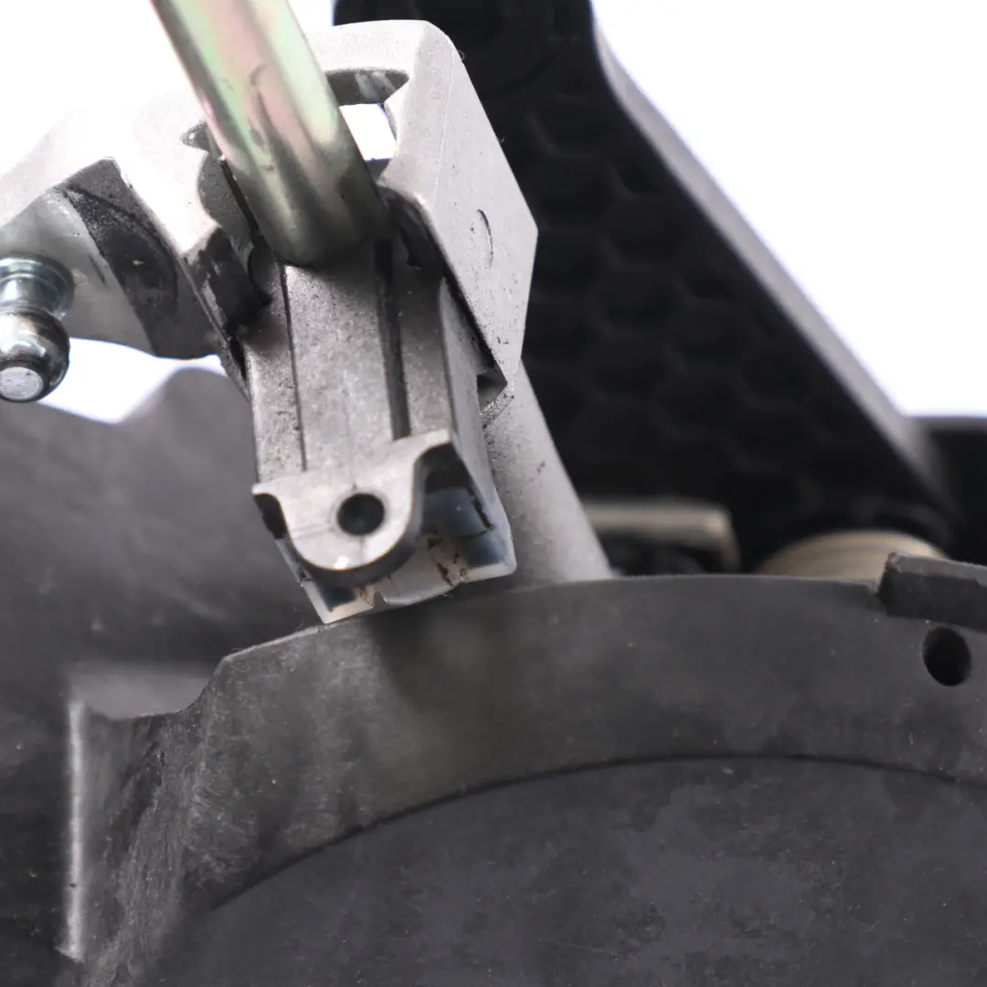 Mercedes W176 C117 Wählhebel Schaltmechanismus Handschaltgetriebe - SKU A1763602600-1 - Teilenummer A1763602600