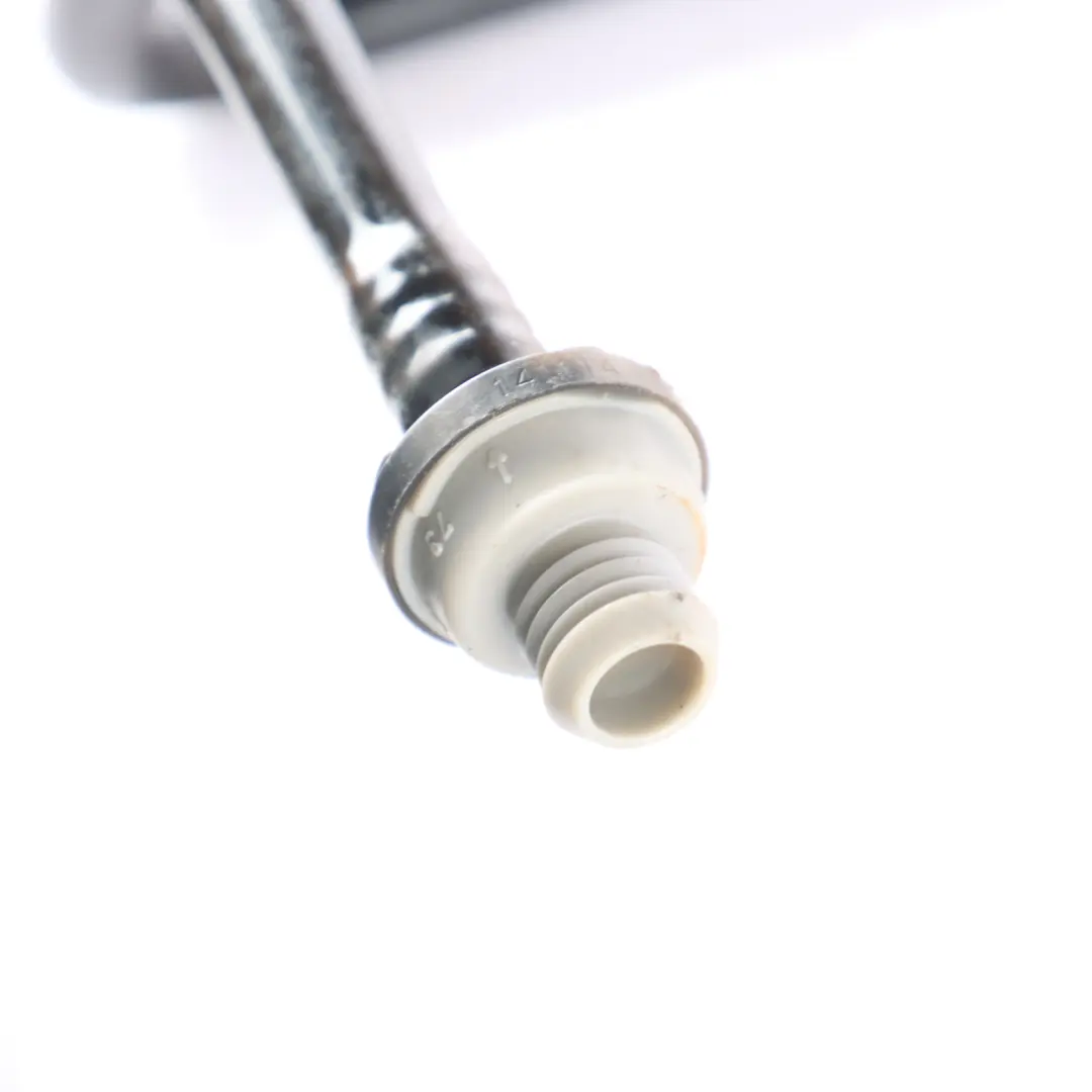 A45 AMG Benzyna Przewód Podciśnieniowy Wąż do Mercedes W176 o numerze A1764300129 Mercedes W176 A45 AMG Benzyna Przewód Podciśnieniowy Wąż - SKU A1764300129 - Numer Części A1764300129