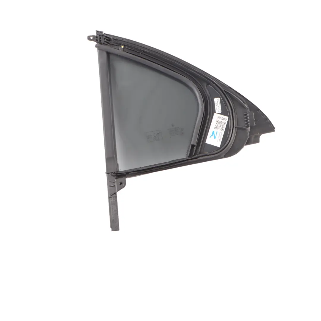 Vitrage Arrière Porte Droite Fixe Teinté AS3 pour Mercedes W176 à propos du numéro de pièce A1767300400 Mercedes W176 Vitrage Arrière Porte Droite Fixe Teinté AS3 - SKU A1767300400-2 - Numéro de pièce A1767300400