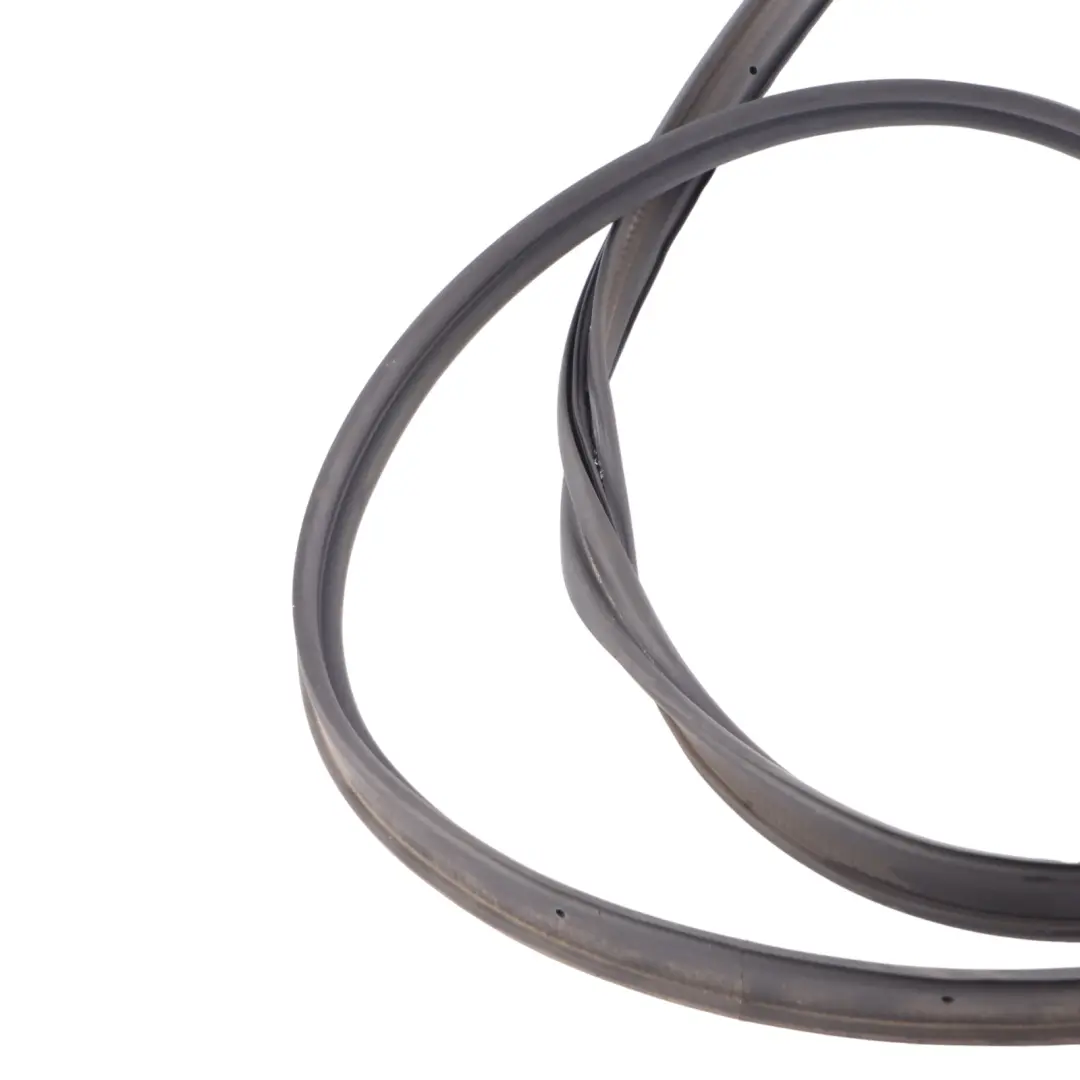 Mercedes W176 Junta De Goma Para Tapa De Maletero - SKU A1767400078 - Número de pieza A1767400078