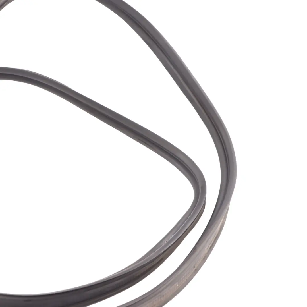 Heckklappe Boot Kofferraum Deckel Dichtung Gummi für Mercedes W176 mit Teilenummer A1767400078 Mercedes W176 Heckklappe Boot Kofferraum Deckel Dichtung Gummi - SKU A1767400078 - Teilenummer A1767400078