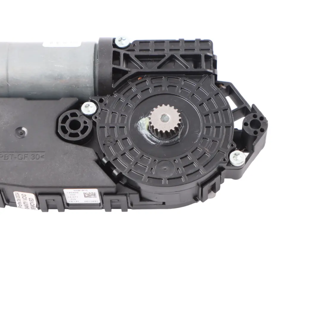 Panoramic Glass Sunroof Control Unit to Mercedes GLA 250 X156 Motor with Part number A1769006902 Mercedes GLA 250 X156 Motor Panoramic Glass Sunroof Control Unit - SKU A1769006902 - Part number A1769006902