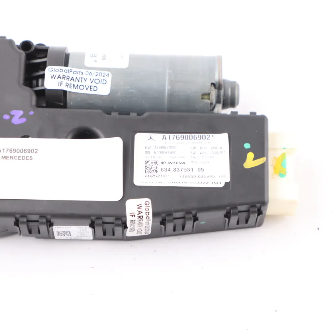 Panoramic Glass Sunroof Control Unit to Mercedes GLA 250 X156 Motor with Part number A1769006902 Mercedes GLA 250 X156 Motor Panoramic Glass Sunroof Control Unit - SKU A1769006902 - Part number A1769006902