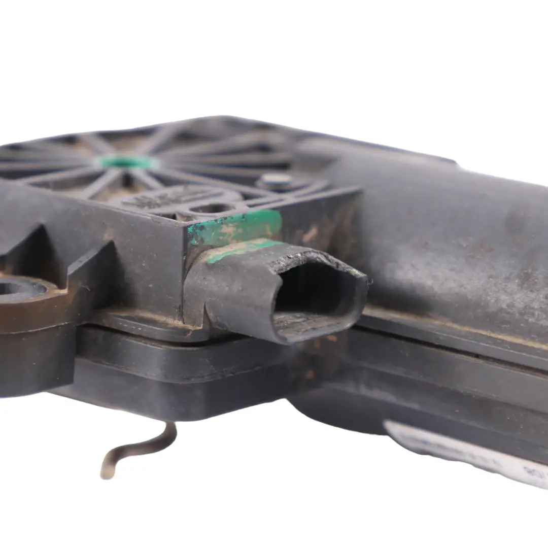 Mercedes X156 W176 M133 Petrol Actionneur moteur volet d'échappement - SKU A1769060501 - Numéro de pièce A1769060501