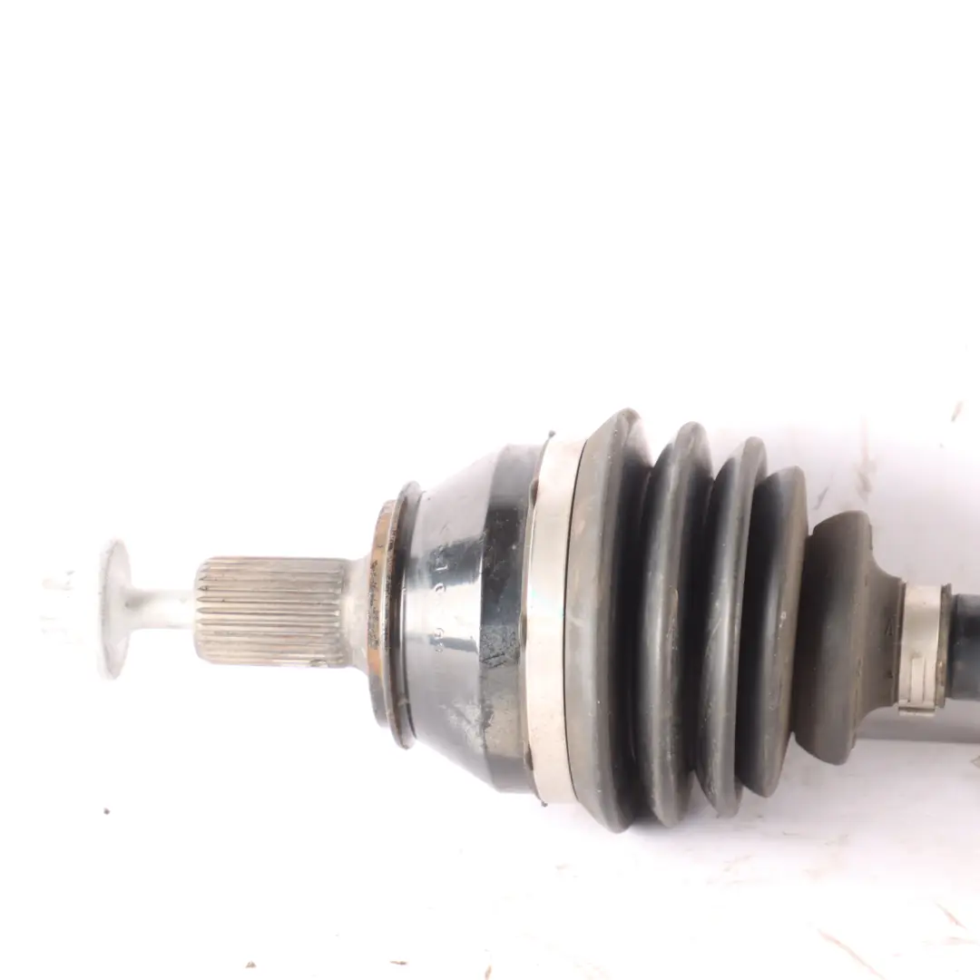 Albero Di Trasmissione Anteriore Sinistro per Mercedes W177 con numero di parte A1773309401 Mercedes W177 Albero Di Trasmissione Anteriore Sinistro - SKU A1773309401 - Numero di parte A1773309401