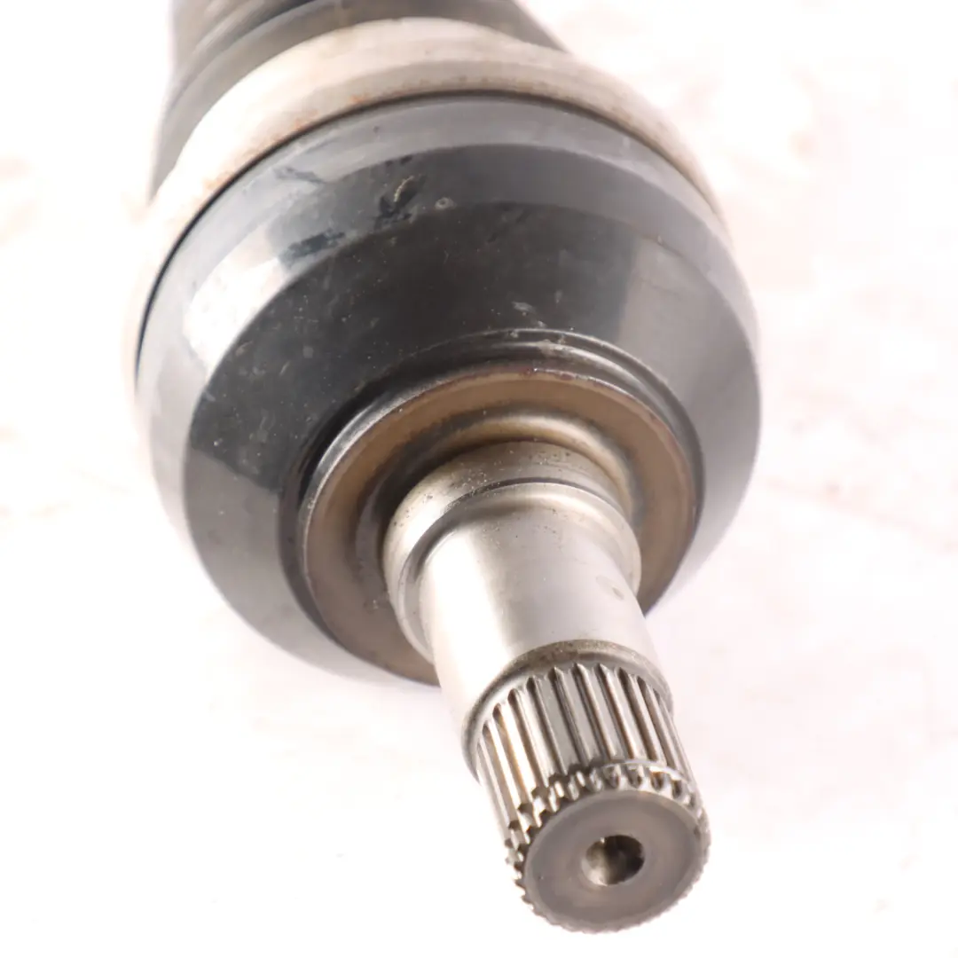 Półoś Pół Oś Napędowa Lewy Przód do Mercedes W177 o numerze A1773309401 Mercedes W177 Półoś Pół Oś Napędowa Lewy Przód - SKU A1773309401 - Numer Części A1773309401