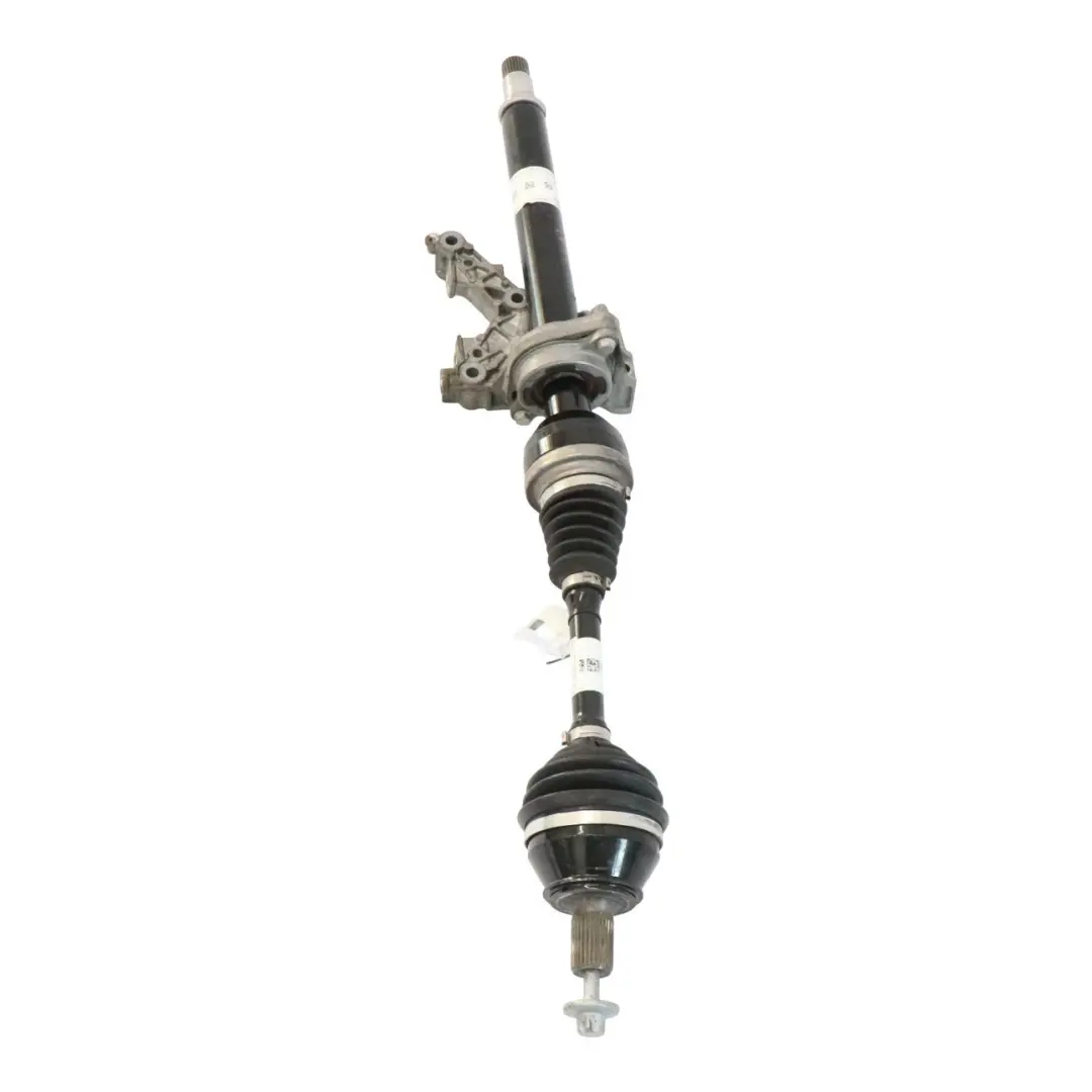 Albero di trasmissione dell'asse anteriore destro A1773300700 per Mercedes C118 con numero di parte A1773309900 Mercedes C118 Albero di trasmissione dell'asse anteriore destro A1773300700 - SKU A1773309900 - Numero di parte A1773309900