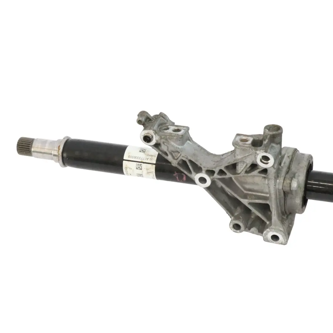 Albero di trasmissione dell'asse anteriore destro A1773300700 per Mercedes C118 con numero di parte A1773309900 Mercedes C118 Albero di trasmissione dell'asse anteriore destro A1773300700 - SKU A1773309900 - Numero di parte A1773309900