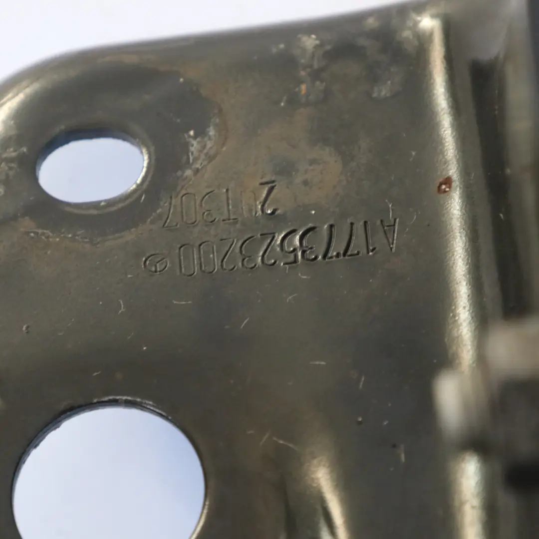 Wahacz Podłużny Zawieszenia Tylny Prawy do Mercedes C118 W177 o numerze A1773504401 Mercedes C118 W177 Wahacz Podłużny Zawieszenia Tylny Prawy - SKU A1773504401 - Numer Części A1773504401