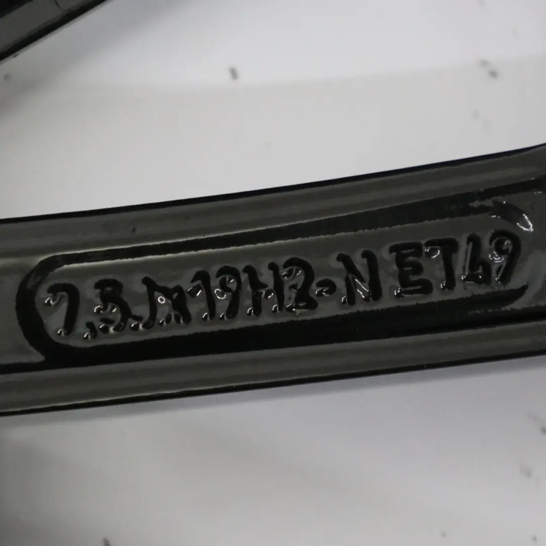 Jante Alliage 19" 14 Branches ET:49 7,5J pour Mercedes C118 W177 W247 AMG à propos du numéro de pièce A1774011600 Mercedes C118 W177 W247 AMG Jante Alliage 19" 14 Branches ET:49 7,5J - SKU A1774011600-2 - Numéro de pièce A1774011600