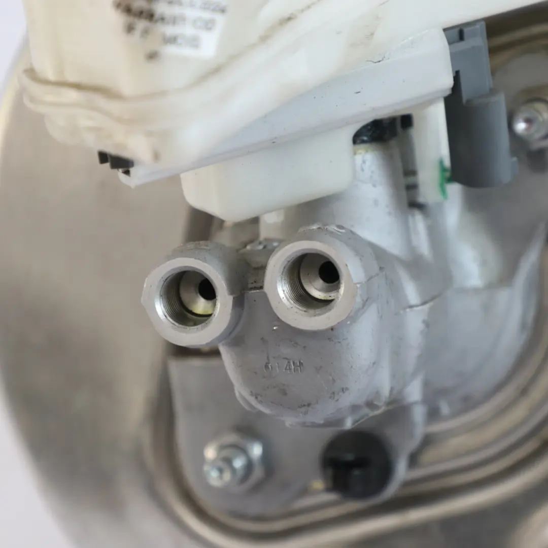 Brake Booster Mercedes CLA C118 Coupe Petrol OM282 Master Cylinder Reservoir to with Part number A1774304400 Brake Booster Mercedes CLA C118 Coupe Petrol OM282 Master Cylinder Reservoir - SKU rhd-A1774308100 - Part number A1774304400