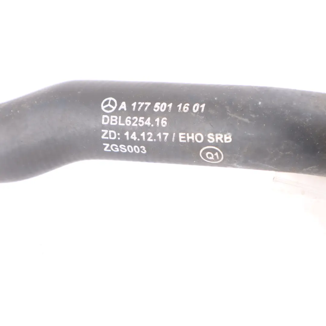 Wasserrohr Kühler Rechts Kühlschlauch für Mercedes W177 mit Teilenummer A1775011601 Mercedes W177 Wasserrohr Kühler Rechts Kühlschlauch - SKU A1775011601 - Teilenummer A1775011601