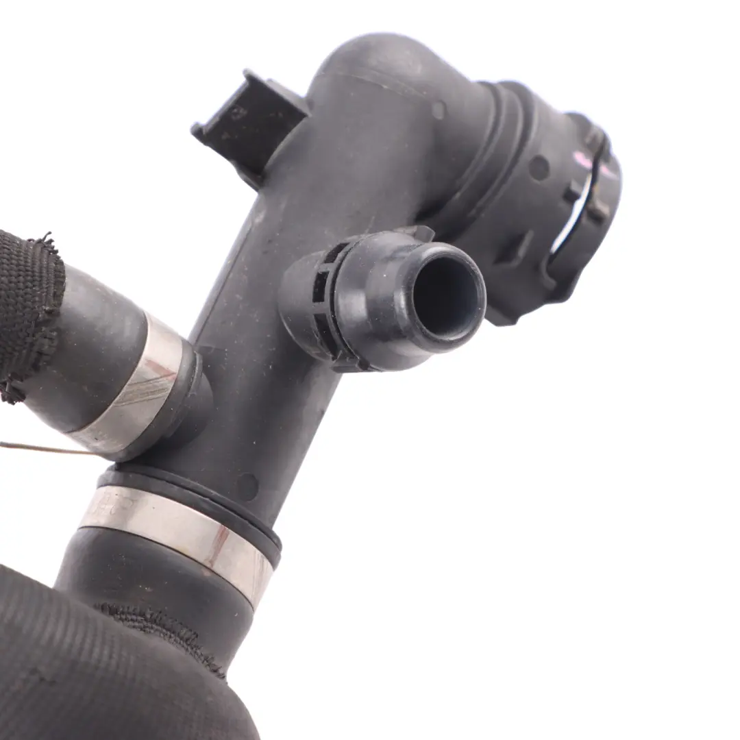 Acqua Tubo Flessibile Di Raffreddamento Linea per Mercedes W177 con numero di parte A1775017201 Mercedes W177 Acqua Tubo Flessibile Di Raffreddamento Linea - SKU A1775017201 - Numero di parte A1775017201