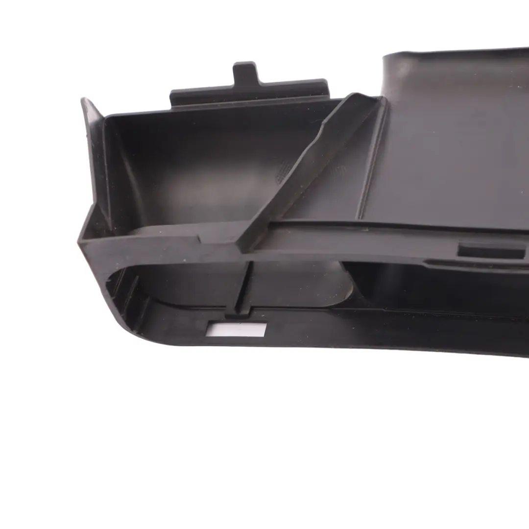 Admisión Aire Pato Tubo Derecho Tapa Panel para Mercedes C118 W177 con número de pieza A1775050500 Mercedes C118 W177 Admisión Aire Pato Tubo Derecho Tapa Panel - SKU A1775050500 - Número de pieza A1775050500