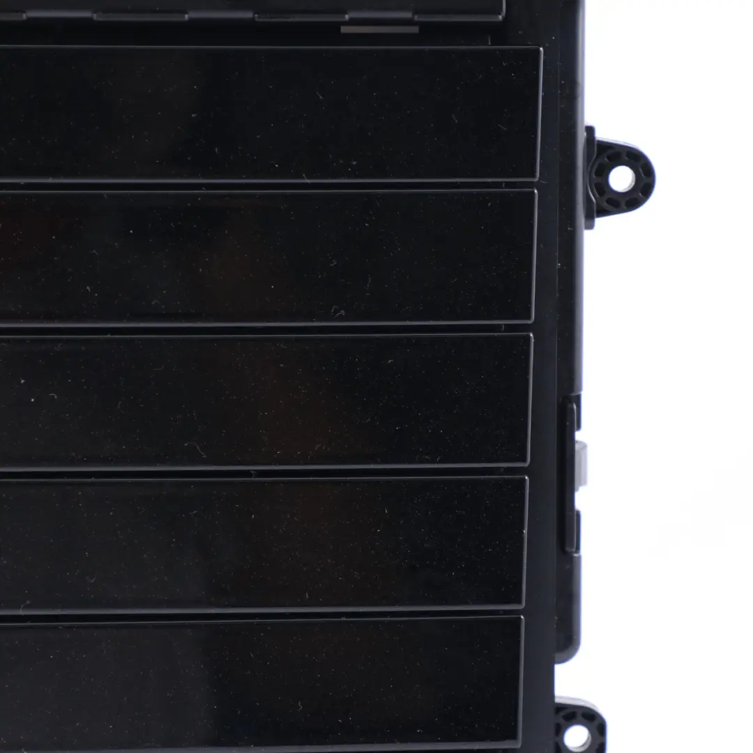 Console centrale Porte-gobelet Compartiment rangement pour Mercedes W177 à propos du numéro de pièce A1776805701 Mercedes W177 Console centrale Porte-gobelet Compartiment rangement - SKU A1776805701-2 - Numéro de pièce A1776805701