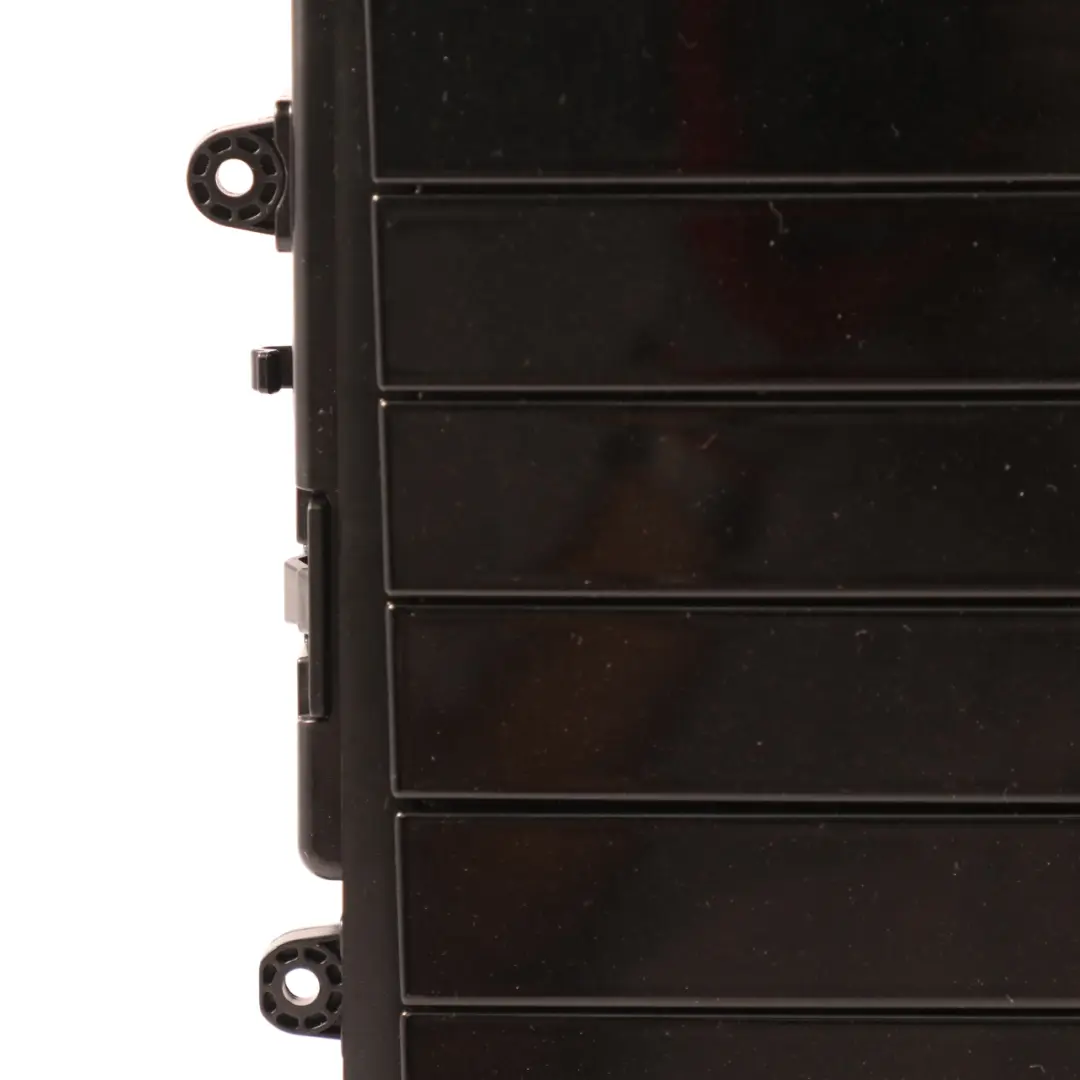 Consola Central Portavasos Compartimento para Mercedes W177 con número de pieza A1776805701 Mercedes W177 Consola Central Portavasos Compartimento - SKU A1776805701-2 - Número de pieza A1776805701