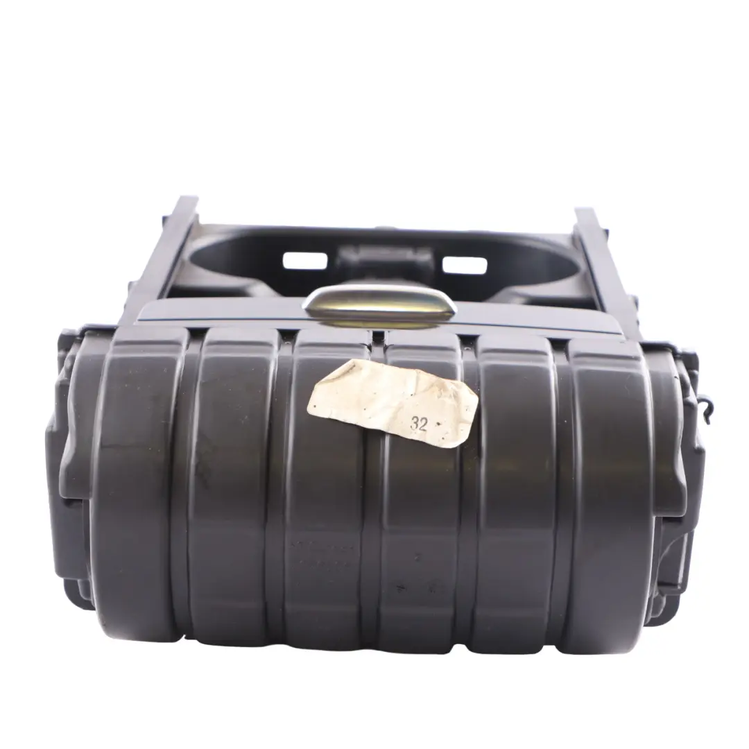 gobelets Mercedes C118 W177 Console Plateau rangement noire pour Porte à propos du numéro de pièce A1776806001 Porte gobelets Mercedes C118 W177 Console Plateau rangement noire - SKU A1776806001-1 - Numéro de pièce A1776806001