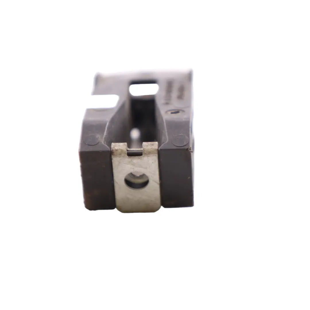 Uchwyt Mocowanie Podłogi Lewy do Mercedes W177 W247 o numerze A1776828600 Mercedes W177 W247 Uchwyt Mocowanie Podłogi Lewy - SKU A1776828600 - Numer Części A1776828600