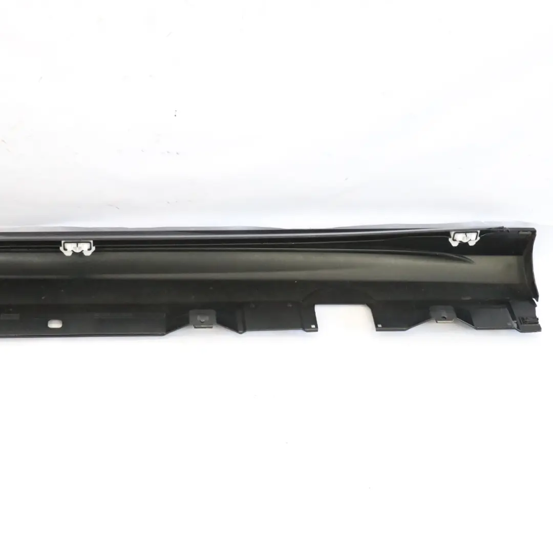 Mercedes W177 Seitenschweller rechts Türschwellerabdeckung Kosmos Schwarz 191 - SKU A1776980200-KB1 - Teilenummer A1776980200