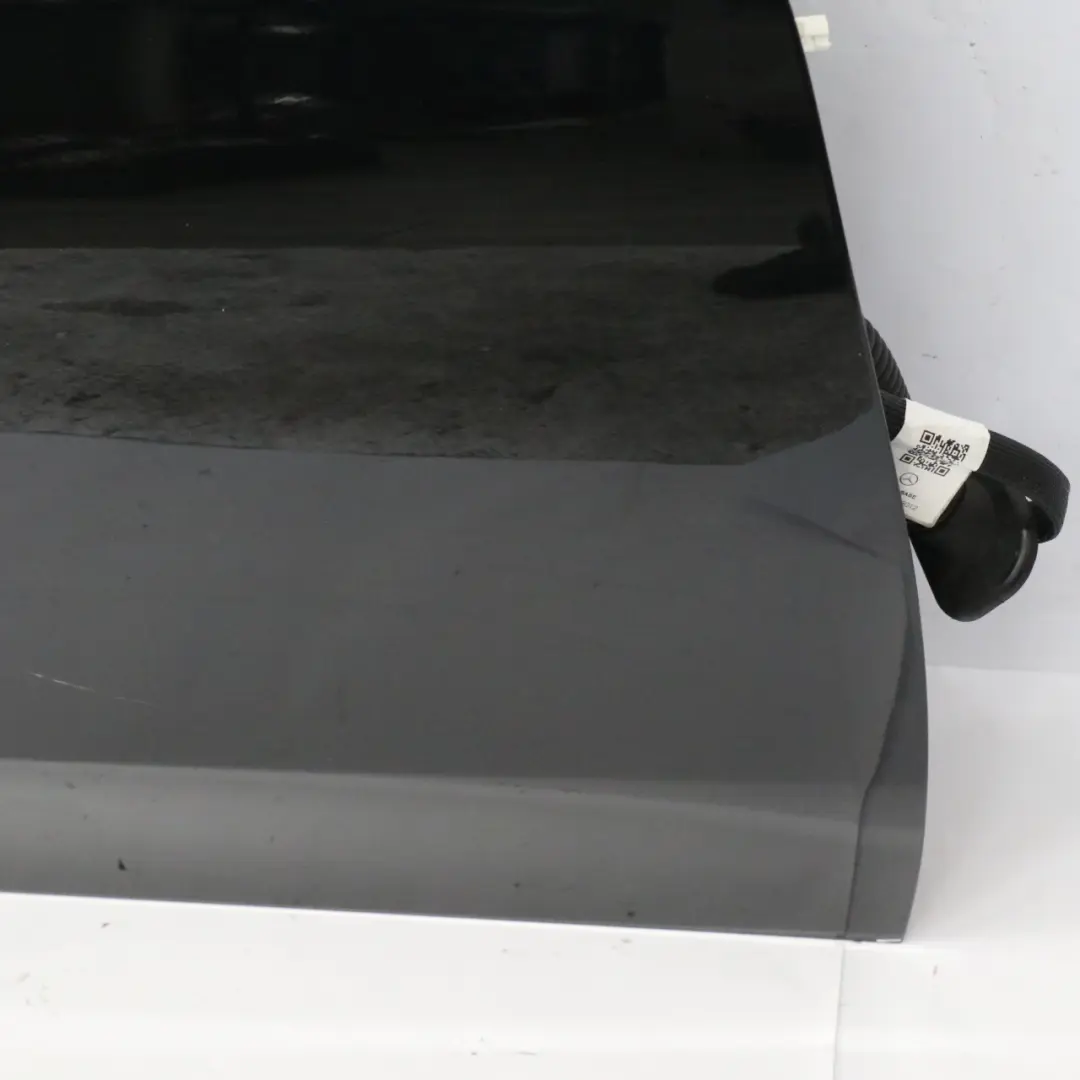 Puerta Delantera Derecha Kosmos Negro Cósmico Metalizado - 191 para Mercedes W177 con número de pieza A1777206205 Mercedes W177 Puerta Delantera Derecha Kosmos Negro Cósmico Metalizado - 191 - SKU A1777206205-KB1 - Número de pieza A1777206205