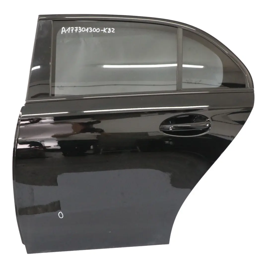 Puerta Trasera Izquierda Kosmos Negro Cósmico Metalizado - 191 para Mercedes W177 con número de pieza A1777301300 Mercedes W177 Puerta Trasera Izquierda Kosmos Negro Cósmico Metalizado - 191 - SKU A1777301300-KB2 - Número de pieza A1777301300