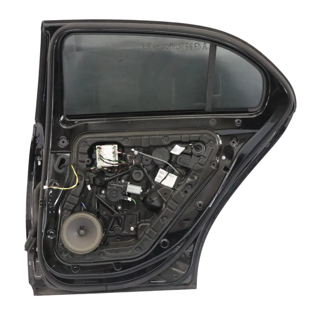 Tür hinten rechts Kosmos Cosmic Schwarz Metallic - 191 für Mercedes W177 mit Teilenummer A1777301400 Mercedes W177 Tür hinten rechts Kosmos Cosmic Schwarz Metallic - 191 - SKU A1777301400-KB3 - Teilenummer A1777301400
