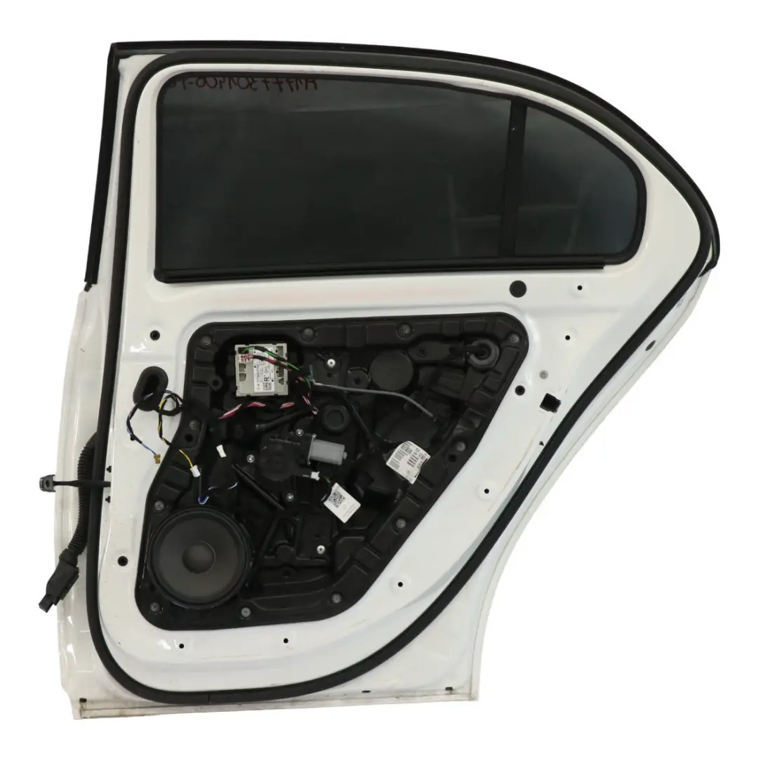 Porta posteriore destra Polar White Bianco Polare - 149 per Mercedes W177 con numero di parte A1777301400 Mercedes W177 Porta posteriore destra Polar White Bianco Polare - 149 - SKU A1777301400-POL2 - Numero di parte A1777301400