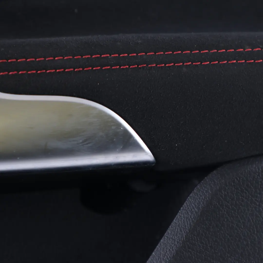 Scheda porta posteriore Mercedes V177 W177 Destra Trim Panel Cover Tessuto Nero per con numero di parte A1777303200 Scheda porta posteriore Mercedes V177 W177 Destra Trim Panel Cover Tessuto Nero - SKU A1777303200-2 - Numero di parte A1777303200