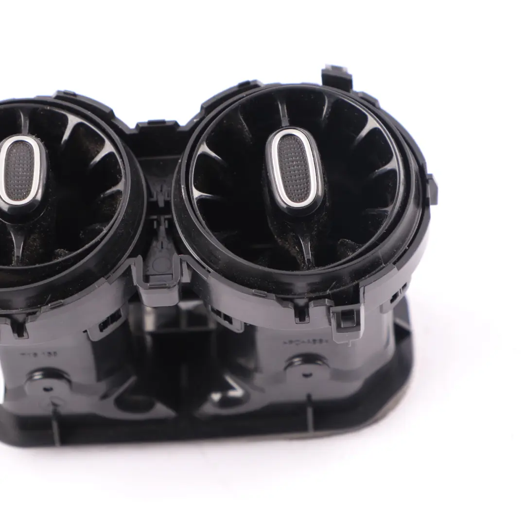  Bouche d'aération Mercedes C118 W177 Console centrale arrière Noir A2048300354 - SKU A1778309200 - Numéro de pièce A1778309200