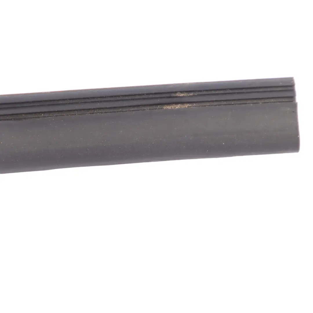 Junta de capó Mercedes W177 W247 Motor Capó Goma Sellado para con número de pieza A1778310000 Junta de capó Mercedes W177 W247 Motor Capó Goma Sellado - SKU A1778310000 - Número de pieza A1778310000