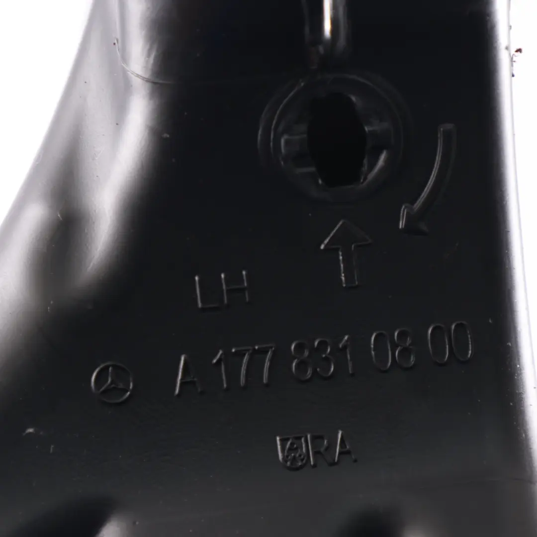  Condotto aria Mercedes C118 W177 W247 Ventilazione vano piedi anteriore sinistro - SKU A1778310800 - Numero di parte A1778310800