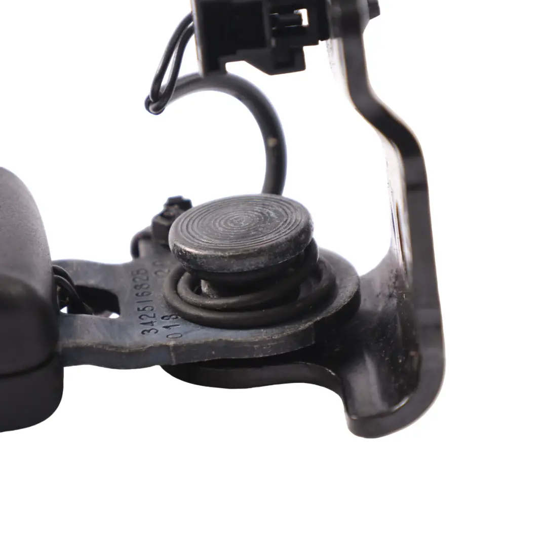 Hebilla del cinturón de seguridad Mercedes C118 W177 Cierre trasero para con número de pieza A1778609201 Hebilla del cinturón de seguridad Mercedes C118 W177 Cierre trasero - SKU A1778609201 - Número de pieza A1778609201