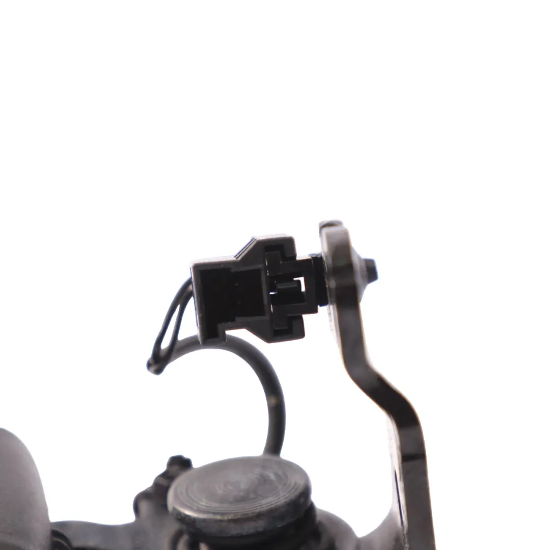  Boucle de ceinture sécurité Mercedes C118 W177 Prise arrière gauche - SKU A1778609201 - Numéro de pièce A1778609201